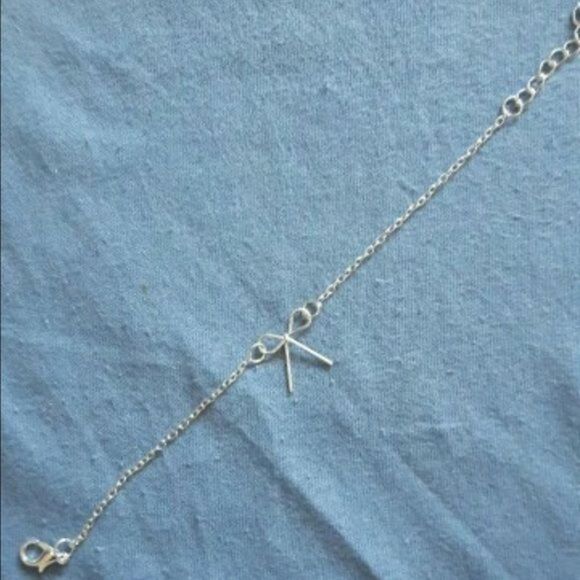 Bow Bracelet  - Picture 4 of 4